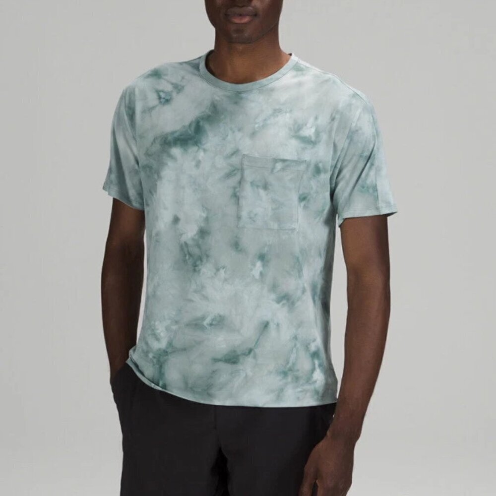LULULEMON TDWM Blue Spray Dye Relaxed Mesh Pocketed SS Top Shirt Men's - Picture 2 of 6